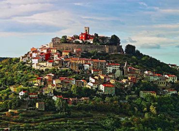 Istria Family Vacation: Explore Charming Towns & Water Parks